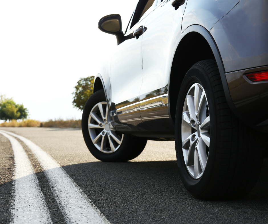 Elegant Luxury Car Rental Facebook Post (1)